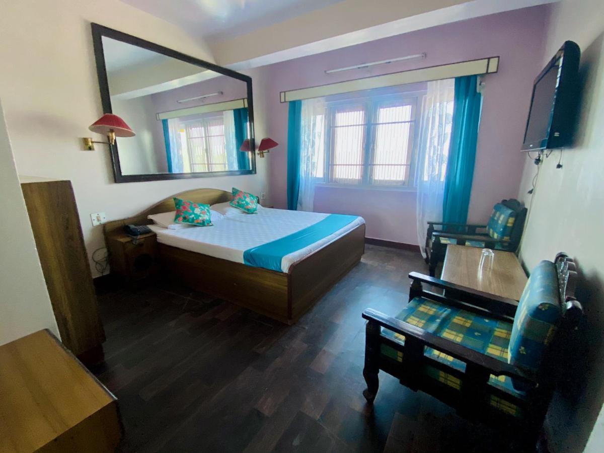 The Travelista Shimla Bed & Breakfast Exterior photo